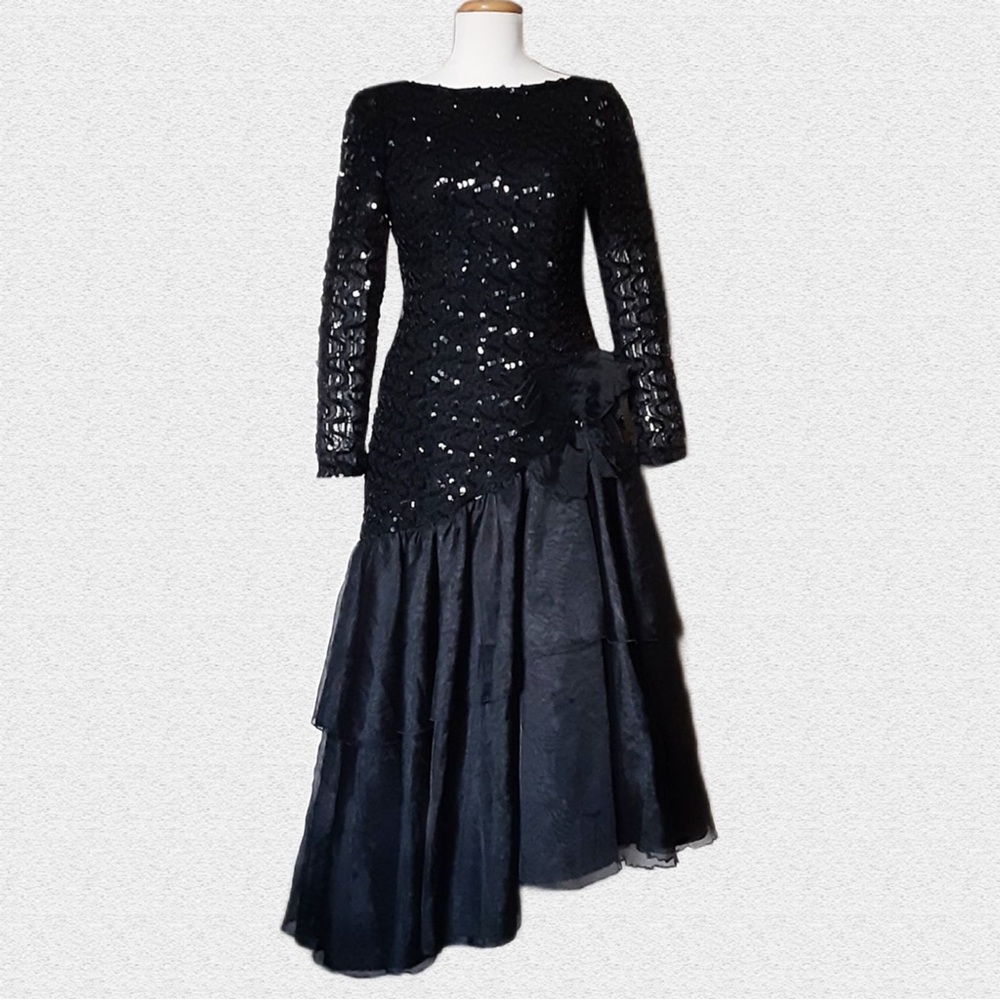 VINTAGE Lace Black Asymmetric Dress, Genuine Vintage 70s, Shiny embellished - Picture 1 of 13